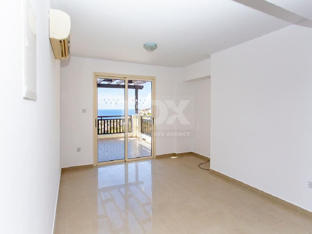 Unfurnished two Bedroom Apartment for Sale in Peyia