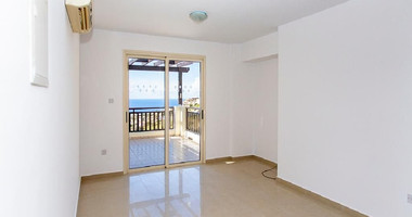 Unfurnished two Bedroom Apartment for Sale in Peyia
