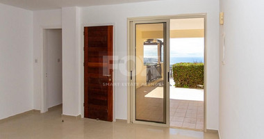 Unfurnished one Bedroom Apartment for Sale in Peyia