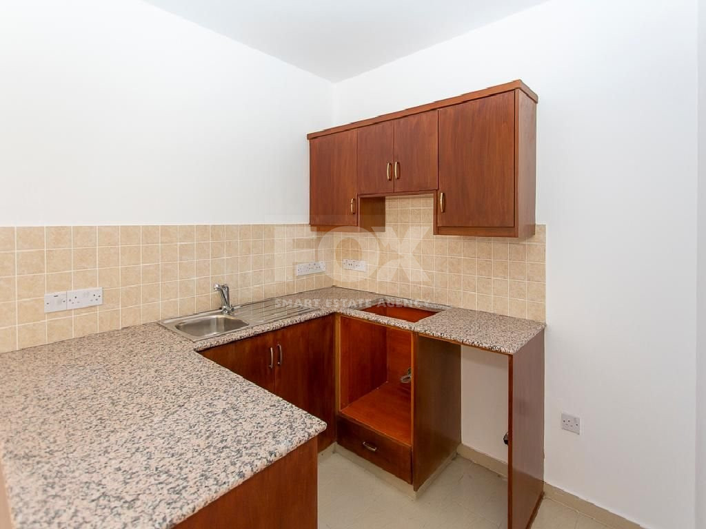 Unfurnished one Bedroom Apartment for Sale in Peyia
