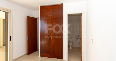 Unfurnished one Bedroom Apartment for Sale in Peyia