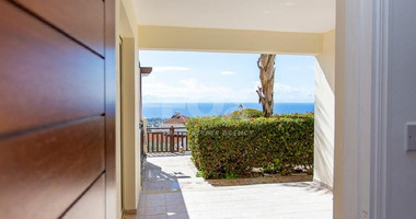 Unfurnished one Bedroom Apartment for Sale in Peyia
