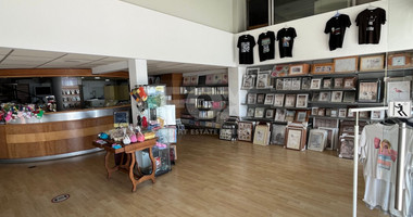For Rent Spacious Ground Floor Sea View Shop in Historic Center