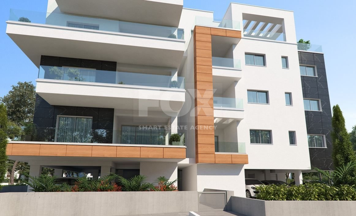 Three Bedroom Penthouse Apartment for Sale in Kato Polemidia