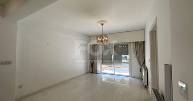 FOR RENT: VERSATILE BUILDING FOR HOME AND BUSINESS USE IN  PRIME LOCACATION NEAR ALL AMENITIES.