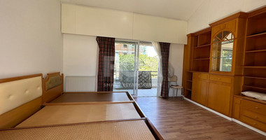 FOR RENT: VERSATILE BUILDING FOR HOME AND BUSINESS USE IN  PRIME LOCACATION NEAR ALL AMENITIES.