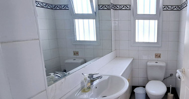 Five Bedroom Detached Villa for rent