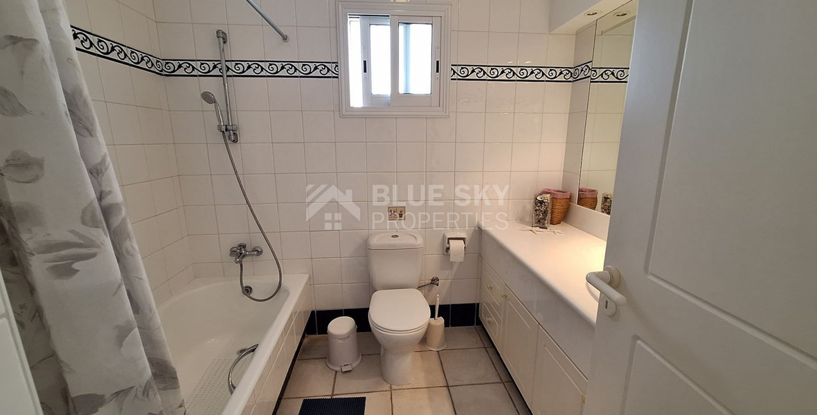 Five Bedroom Detached Villa for rent