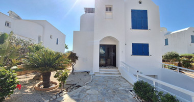 Five Bedroom Detached Villa for rent