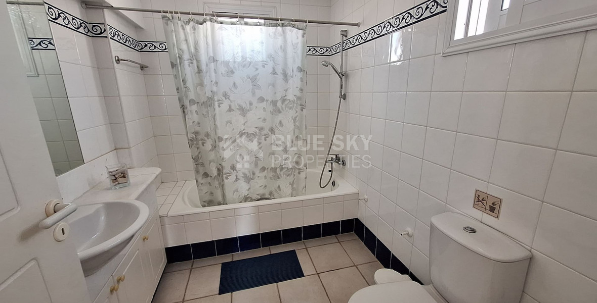 Five Bedroom Detached Villa for rent