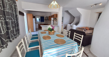 Five Bedroom Detached Villa for rent