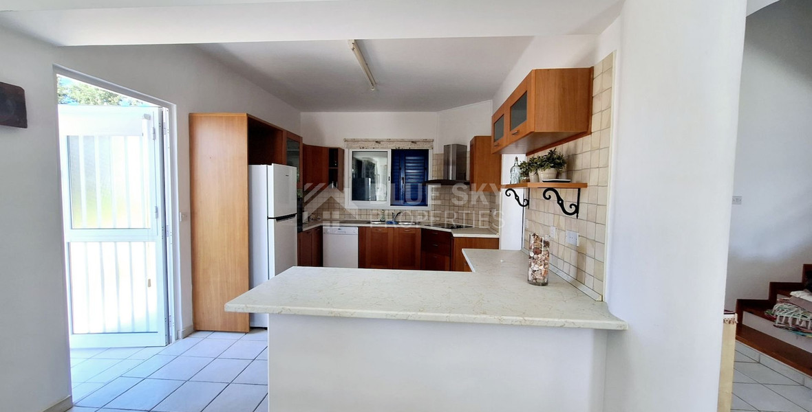 Five Bedroom Detached Villa for rent