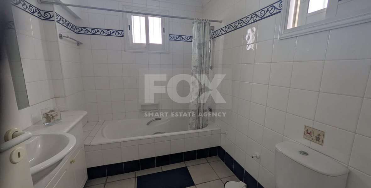 Five Bedroom Detached Villa for rent