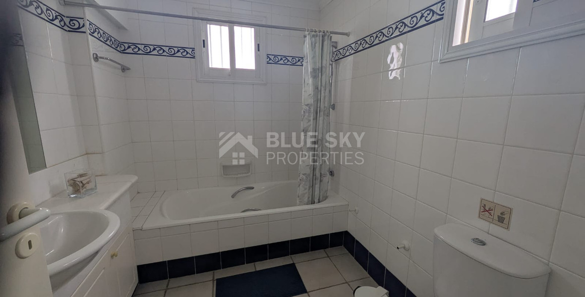 Five Bedroom Detached Villa for rent