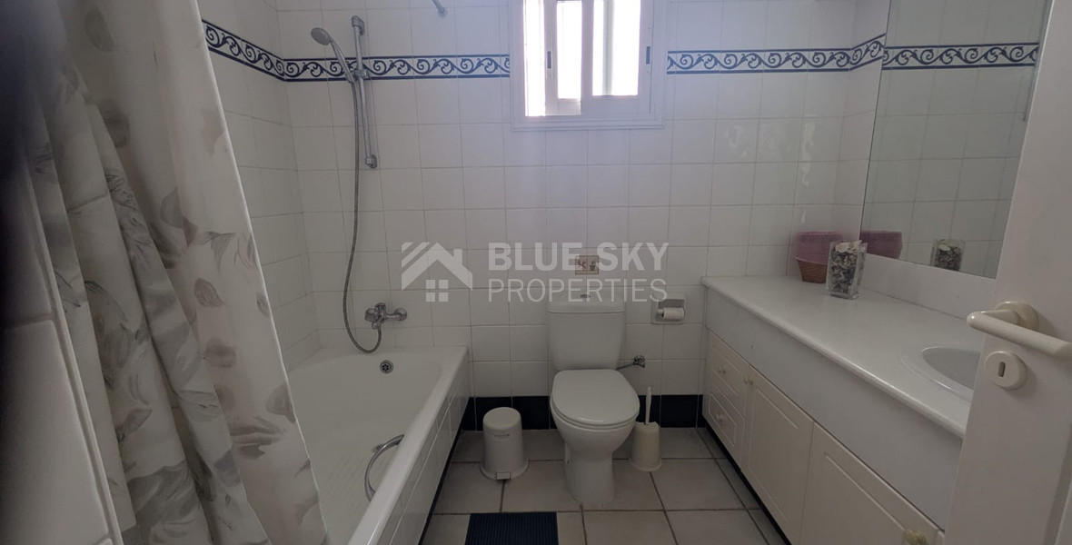 Five Bedroom Detached Villa for rent