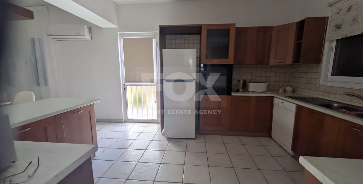 Five Bedroom Detached Villa for rent