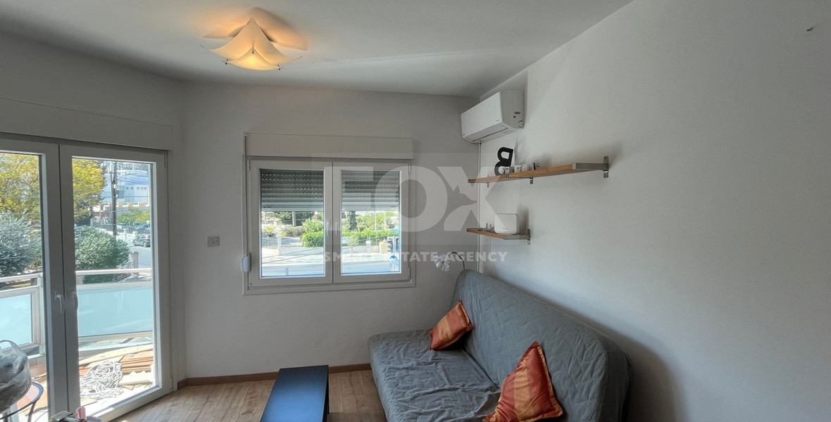 Charming one-bedroom apartment for rent close to the seafront in Neapoli