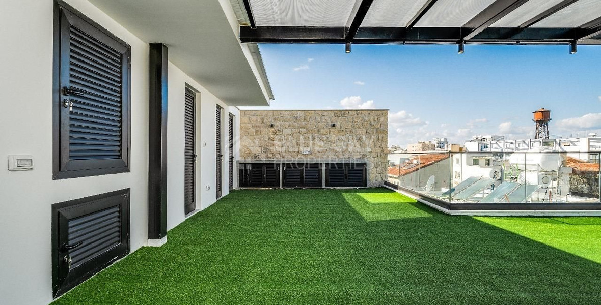 For Sale – Premium Income-Generating Office Building in Limassol’s Old Town | 600 sqm, 3 Floors + Basement, Rooftop Garden, Parking, 5+5 Year Lease