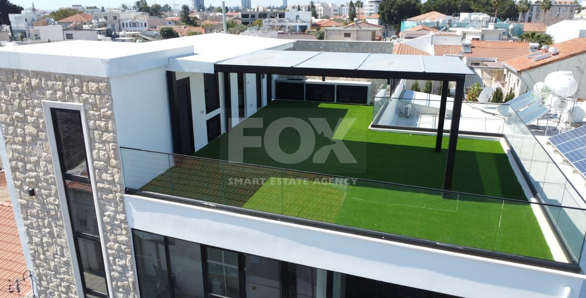 For Sale Premium Office Building in Limassol’s Old Town – 3 Floors + Basement, 600 sqm, Rooftop Garden, Near Seafront with Parking