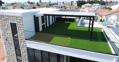 For Sale – Premium Income-Generating Office Building in Limassol’s Old Town | 600 sqm, 3 Floors + Basement, Rooftop Garden, Parking, 5+5 Year Lease