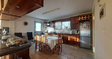 Five Bedroom House In Armou, Paphos