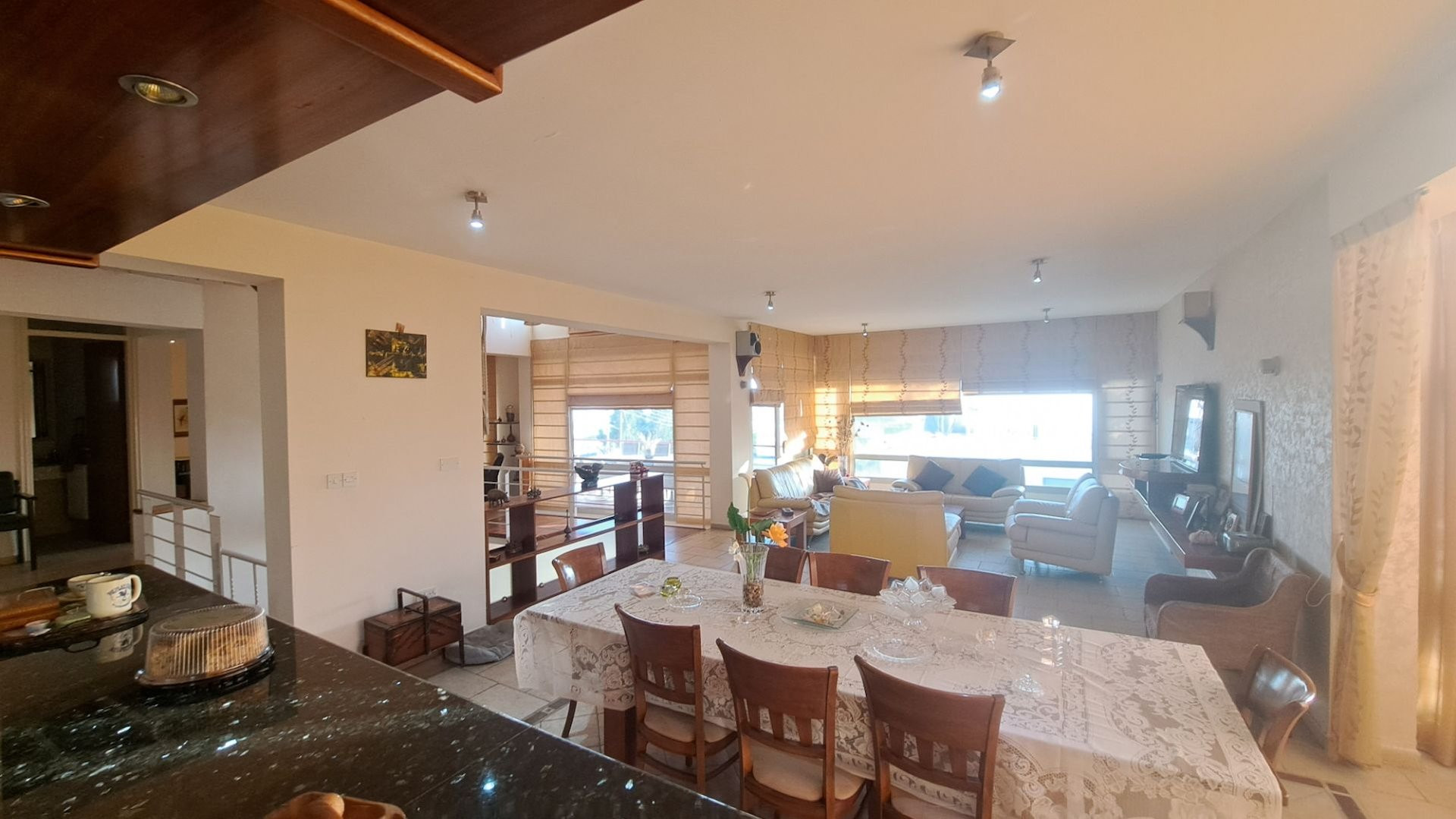 Wohnung 5 Schlafzimmer 270 m² Armou, Zypern