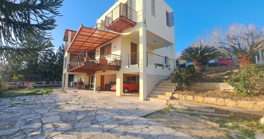 Five Bedroom House In Armou, Paphos