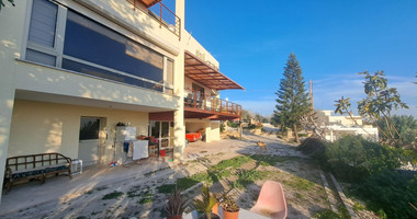 Five Bedroom House In Armou, Paphos