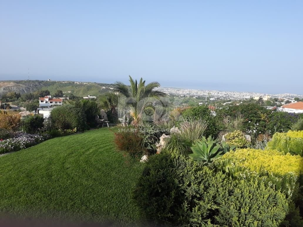 Five bedroom house for rent