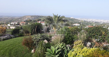 Five bedroom house for rent