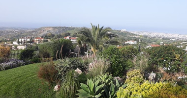 Five bedroom house for rent