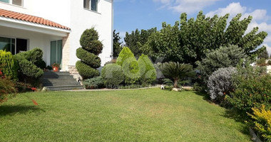 Five bedroom house for rent