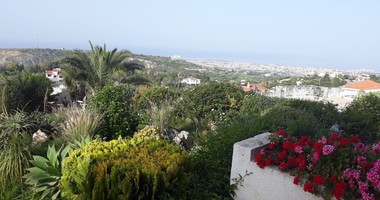 Five bedroom house for rent