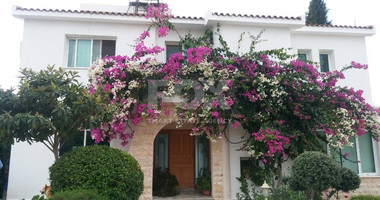 Five bedroom house for rent