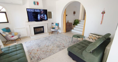 For Sale: Beautiful Detached Villa Panoramic Sea Views in Kamares, Tala