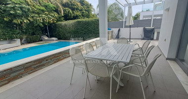 Five bedroom hidden gem by the sea, Governor's Beach, Limassol