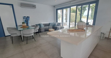 Five bedroom hidden gem by the sea, Governor's Beach, Limassol