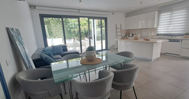 Five bedroom hidden gem by the sea, Governor's Beach, Limassol