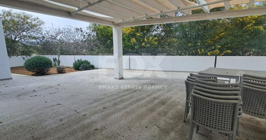 Five bedroom hidden gem by the sea, Governor's Beach, Limassol