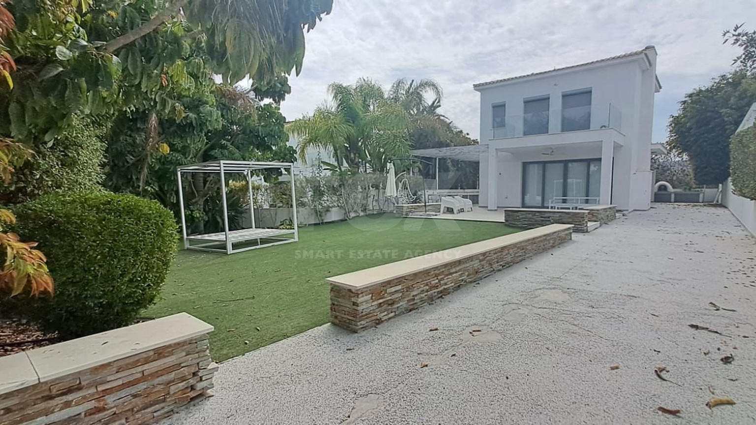 Five bedroom hidden gem by the sea, Governor's Beach, Limassol