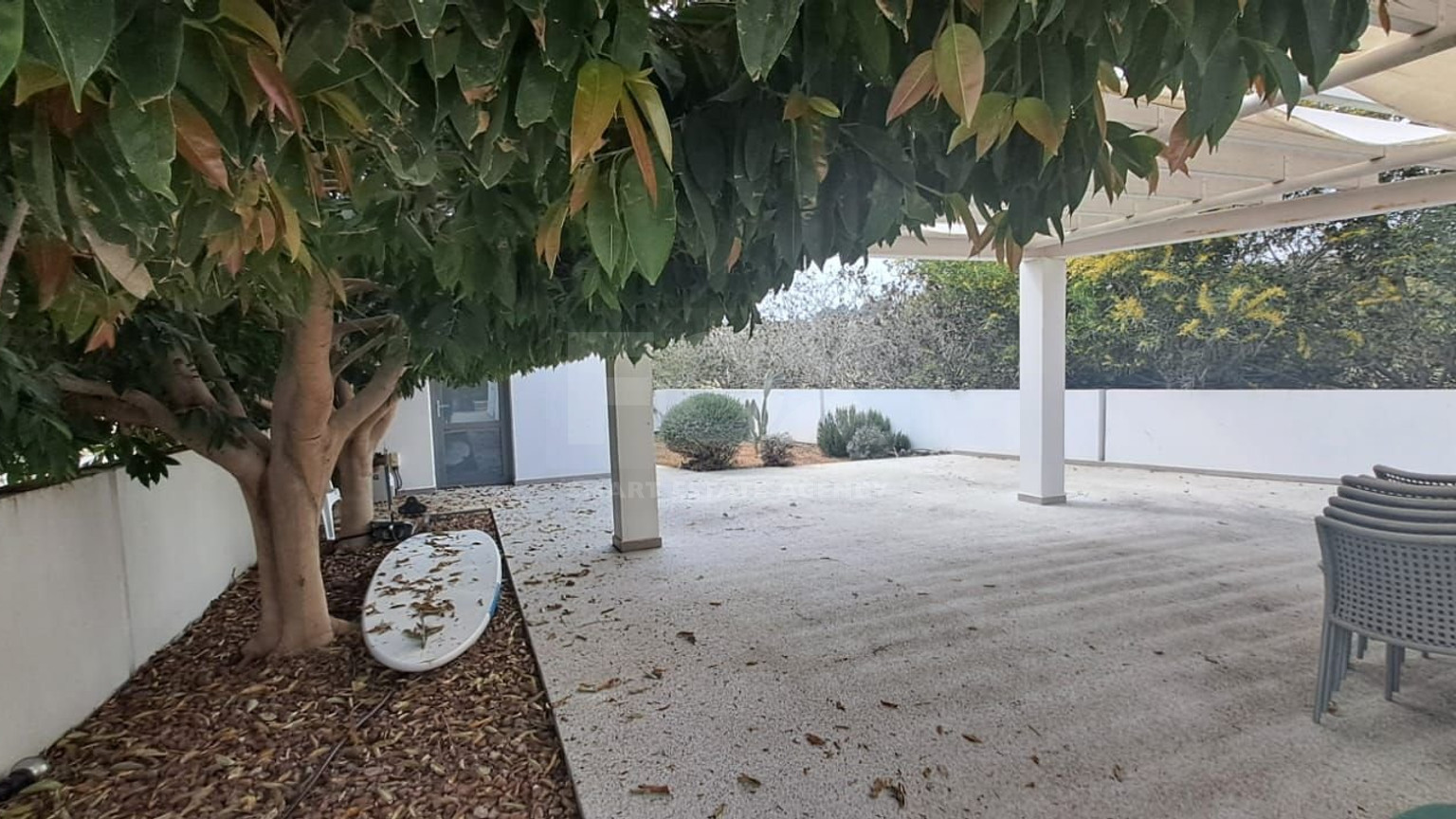 Five bedroom hidden gem by the sea, Governor's Beach, Limassol
