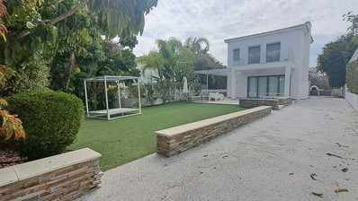 Five bedroom hidden gem by the sea, Governor's Beach, Limassol