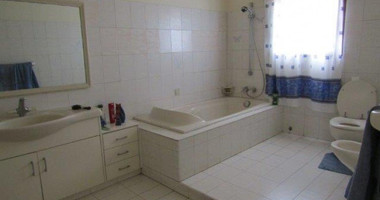 4 Bed House To Rent In Kato Polemidia Limassol Cyprus