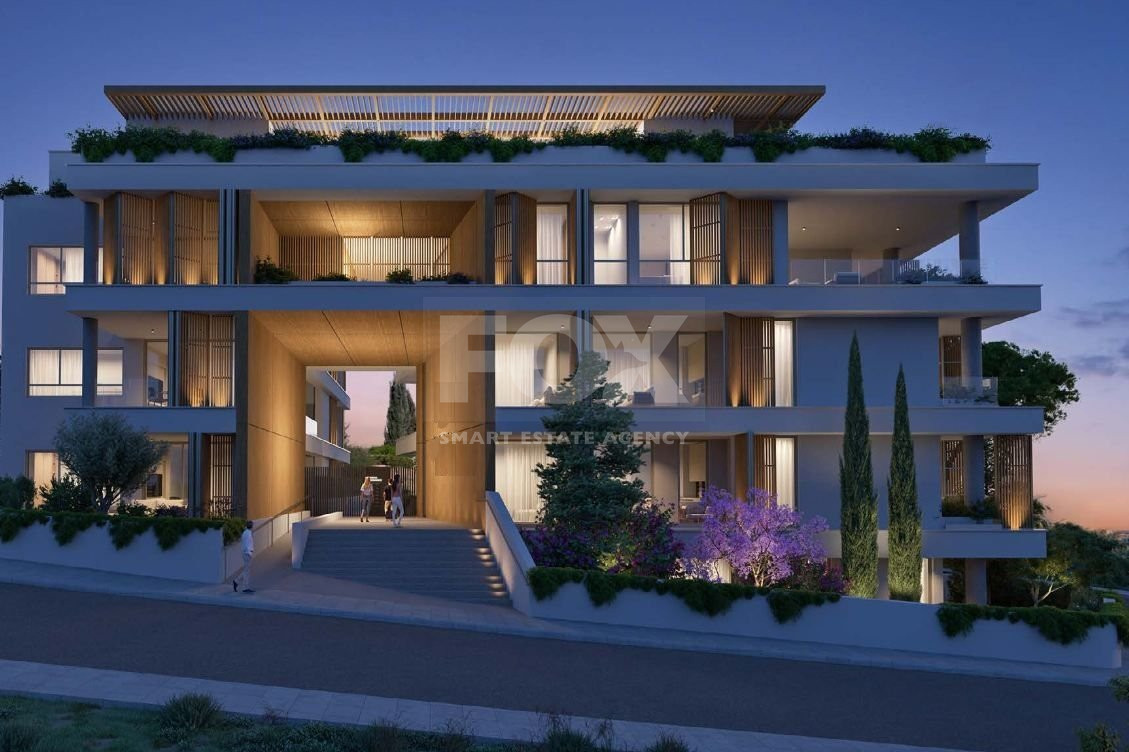 For sale 3 Bedroom Apartment with garden view in Germasogeia