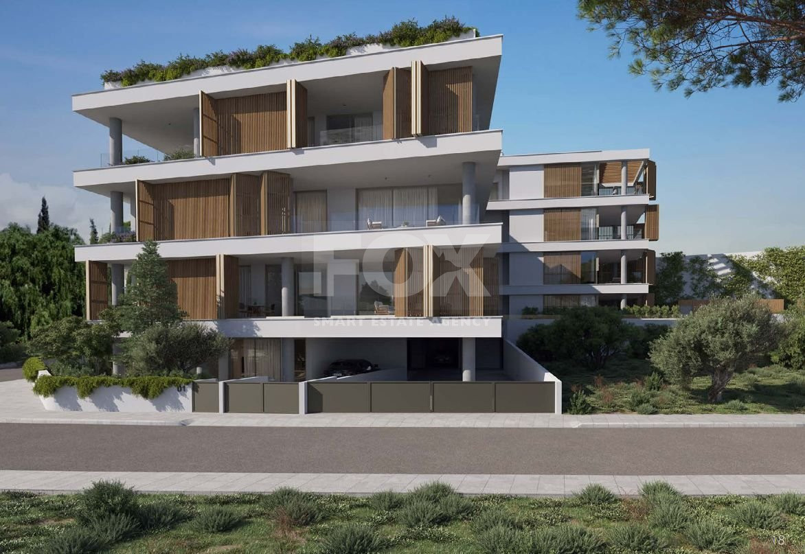 For sale 3 Bedroom Apartment with garden view in Germasogeia