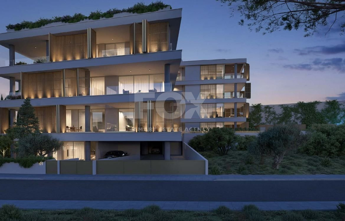 For sale 3 Bedroom Apartment with garden view in Germasogeia