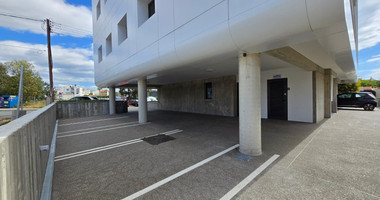 Commercial building for Sale in Kato Polemidia: Brand-New, High-Spec & Prime Location