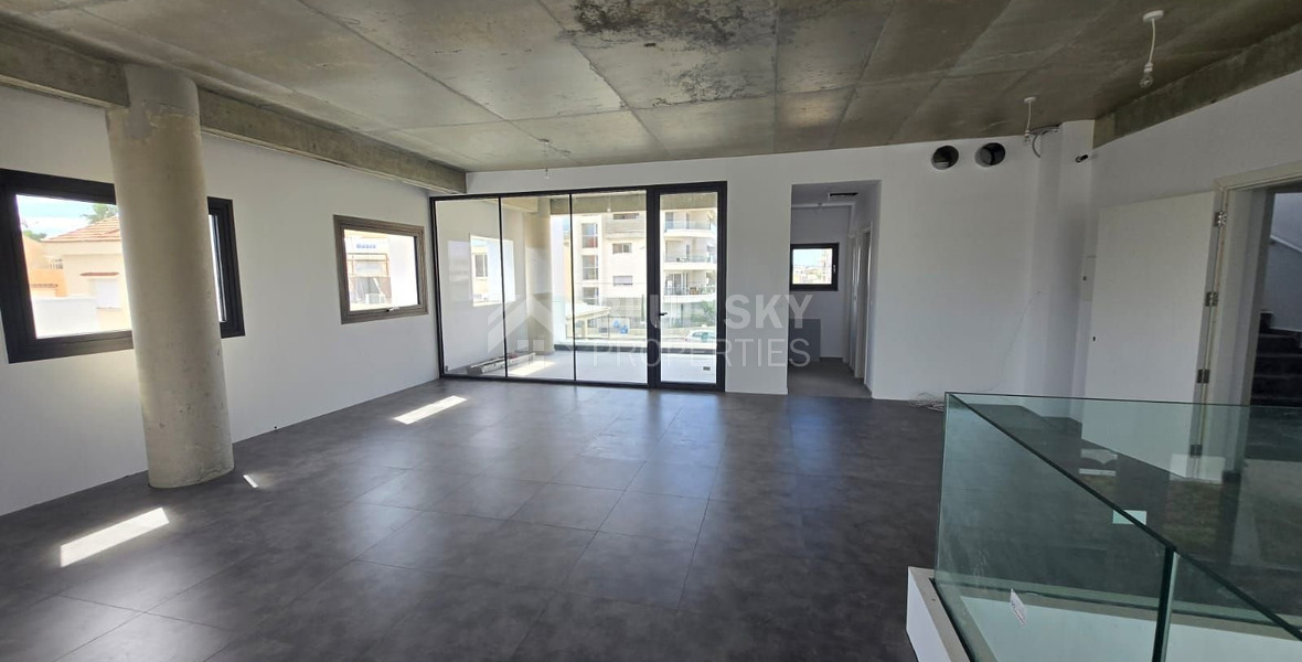 Commercial building for Sale in Kato Polemidia: Brand-New, High-Spec & Prime Location