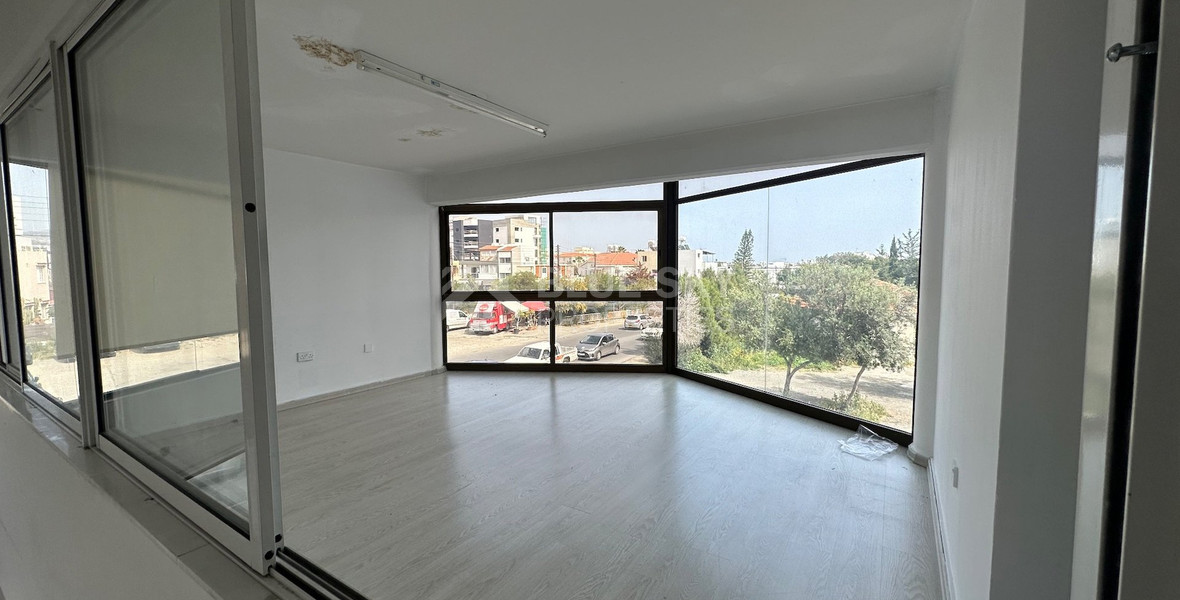 For Rent: Luxury showroom which can also be used as office premises in central Limassol