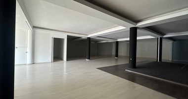 For Rent: Luxury showroom which can also be used as office premises in central Limassol
